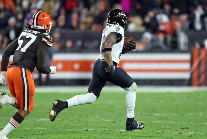 Ravens rally and beat Browns, 23-16, for fourth straight win