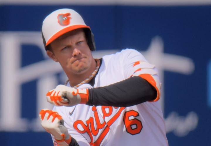 Orioles tender 2026 contract to Ryan Mountcastle, others