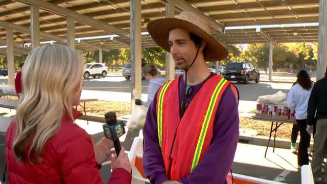 Amid shutdown, UC Davis opens emergency food aid for students