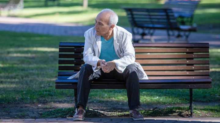 Anuncian un aumento para diciembre de jubilaciones, pensiones y asignaciones