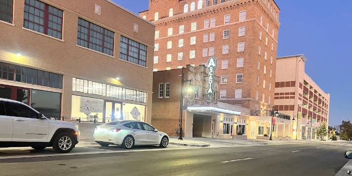 Downtown Temple opens back up as project finishes, ribbon-cutting Saturday marks official completion