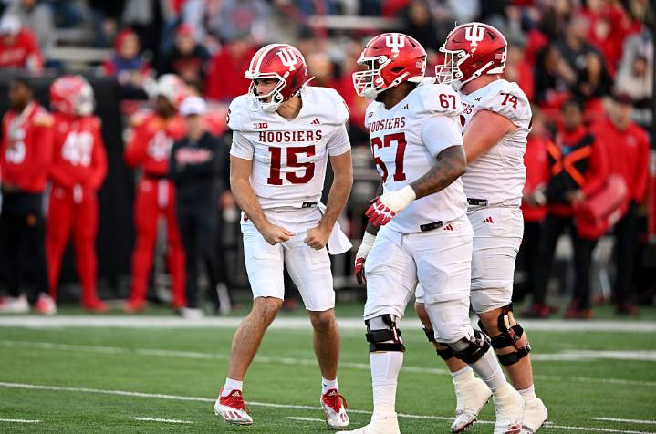 Hoosiers Ranked #2 in First College Football Playoff Rankings, Notre Dame #10