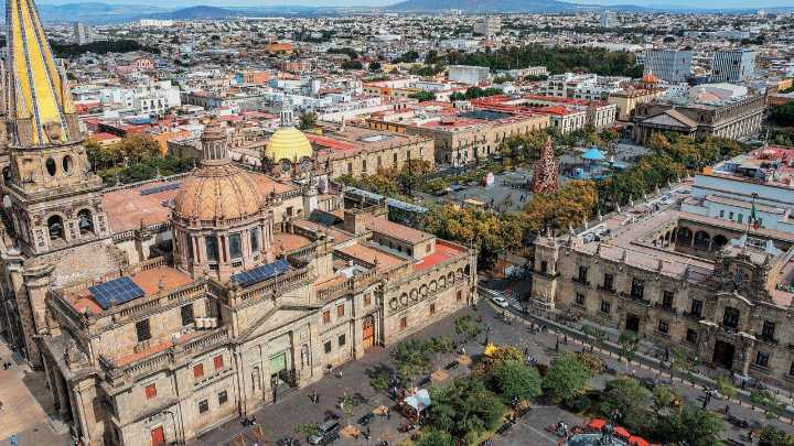 Jalisco obtiene calificación máxima “AAA/M” de PCR Verum