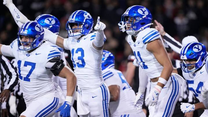 Cincinnati AD apologizes for fans' derogatory chants aimed at Mormons during BYU's win over Bearcats