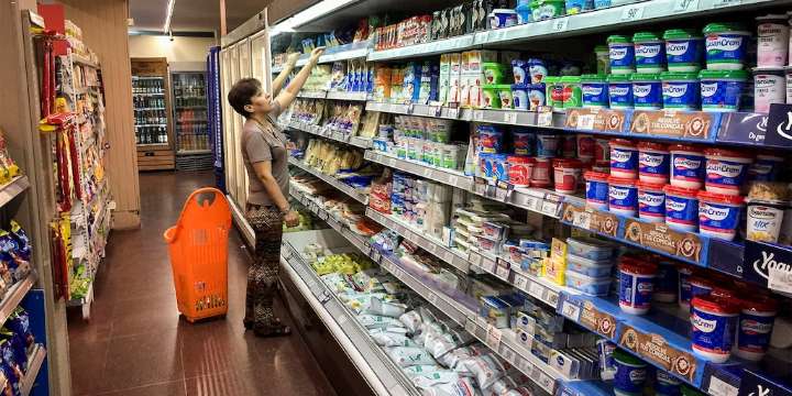 Cuánta leche, aceite y carne se pueden comprar con un salario promedio