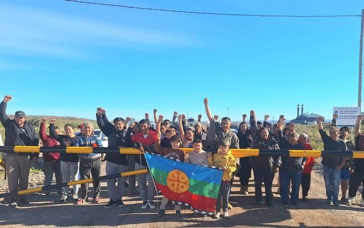 Amenaza de desalojo en Vaca Muerta por protesta mapuche contra la contaminación petrolera