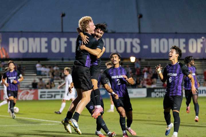 Portland Pilots turn a late substitution into NCAA men’s soccer playoff win over Grand Canyon