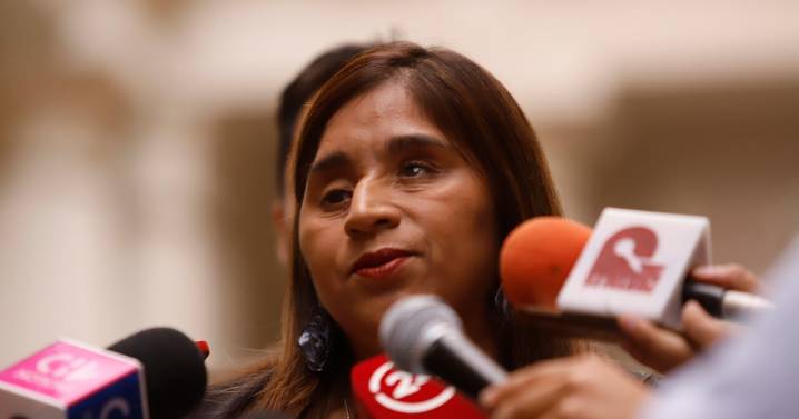 “Falta total de humanidad”: senadora Campillai en picada contra Kaiser por afirmar que indultaría a carabinero que la cegó