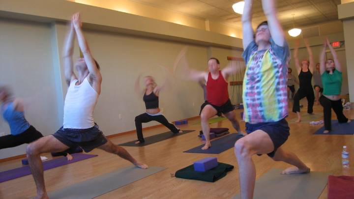 Mennonite Woman Converts to Hinduism Five Minutes into Jillian Michaels Yoga Meltdown DVD