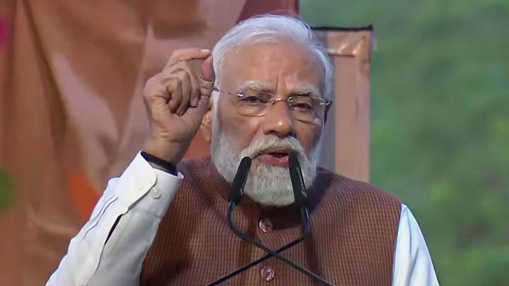 Bihar's talent visible everywhere, no need to teach them politics: PM Modi in Surat