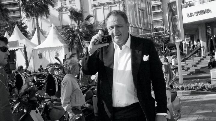 Jean Pigozzi, the “Father of the Celebrity Selfie,” Turns His Camera on Himself
