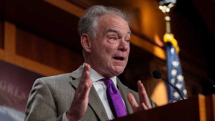 What Democrats Voted With Republicans Amid Shutdown? The 8 Politicians