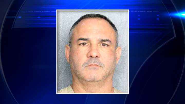 Hollywood Police lieutenant accused of shoving, fracturing shoulder of elderly woman