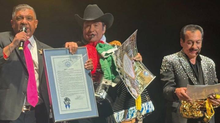 Desde el otro lado del Río Bravo: Proclaman día oficial de los Tigres del Norte