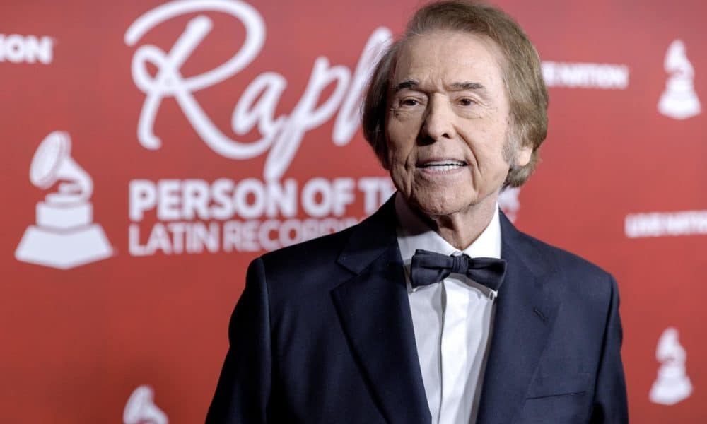 La industria le regala a Raphael “su gran noche” como Persona del Año en los Latin Grammy