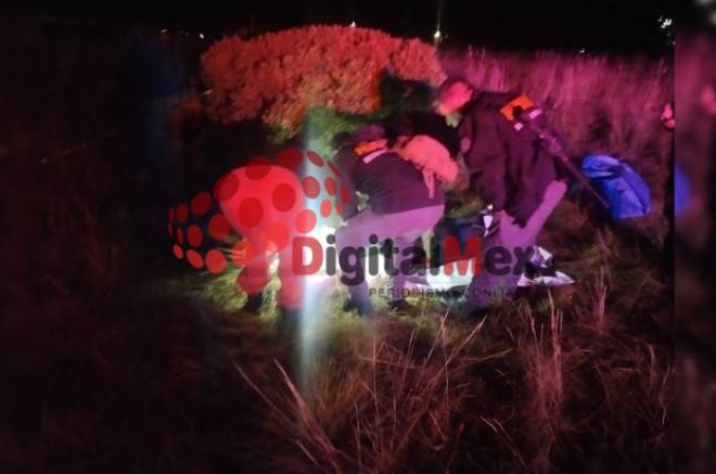 Encuentran hombre sin vida en terreno baldío de Almoloya de Juárez