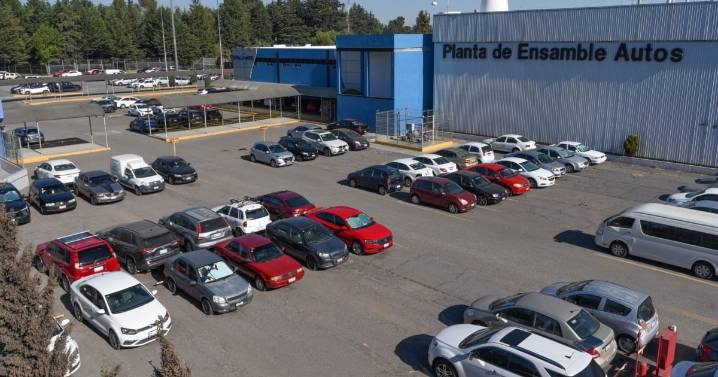 Aranceles a autopartes chinas pueden paralizar la producción de autos en México, alerta la industria