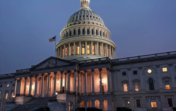 Se acerca fin de shutdown y chocan demócratas