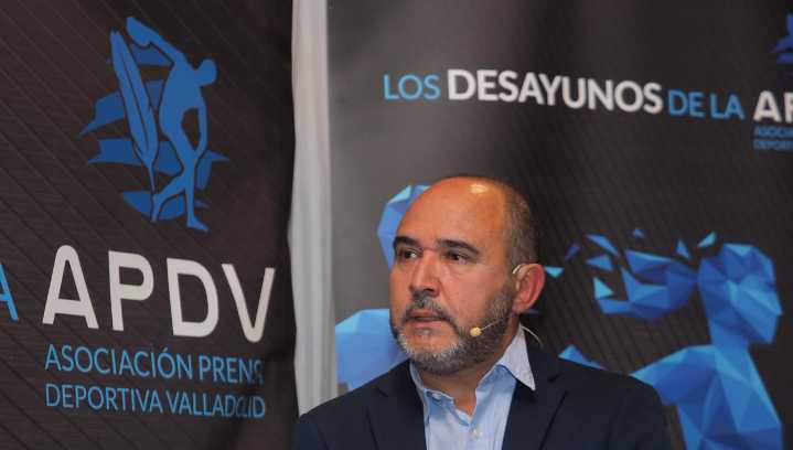 Chus Mateo pisa fuerte en Valladolid: "Los que van a ir son los mejores jugadores que se puedan seleccionar"