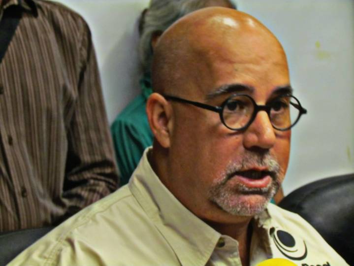 Novias de algunos estadounidenses liberados permanecen detenidas en Venezuela