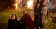 How to get rid of Bonfire Night smells from your clothes