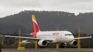 Las aerolíneas que suspenden o mantienen vuelos a Caracas