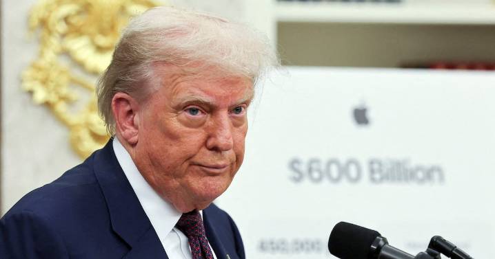 Trump, 79, Instantly Forgets He Just Refused to Comment on Call With President Nicolas Maduro