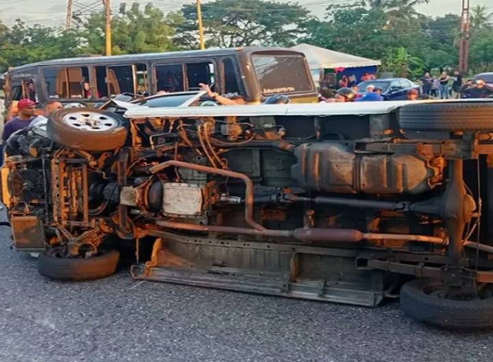 Un lesionado por volcamiento de vehículo en La Isabelica