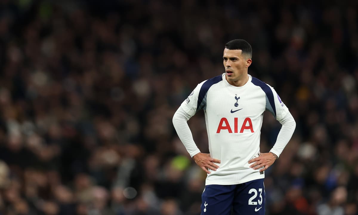 Spurs news: Pedro Porro screams at Lucas Bergvall and storms off pitch after Tottenham suffer home loss