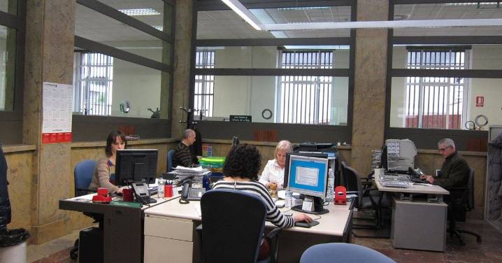 El Gobierno ofrece una subida salarial del 10% a los funcionarios entre 2025 y 2028