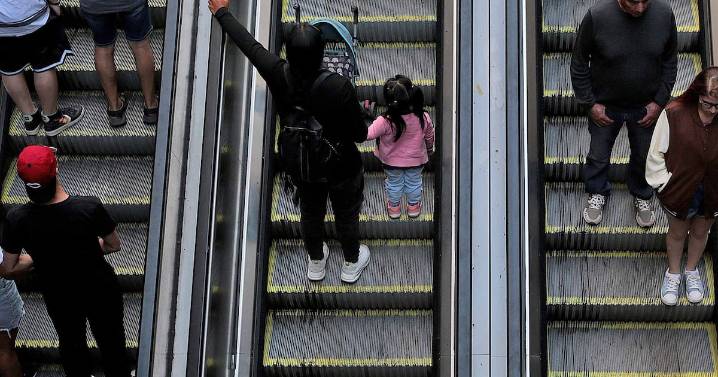 ¿Días extras de vacaciones o feriados adicionales?: encuesta muestra las preferencia de los trabajadores