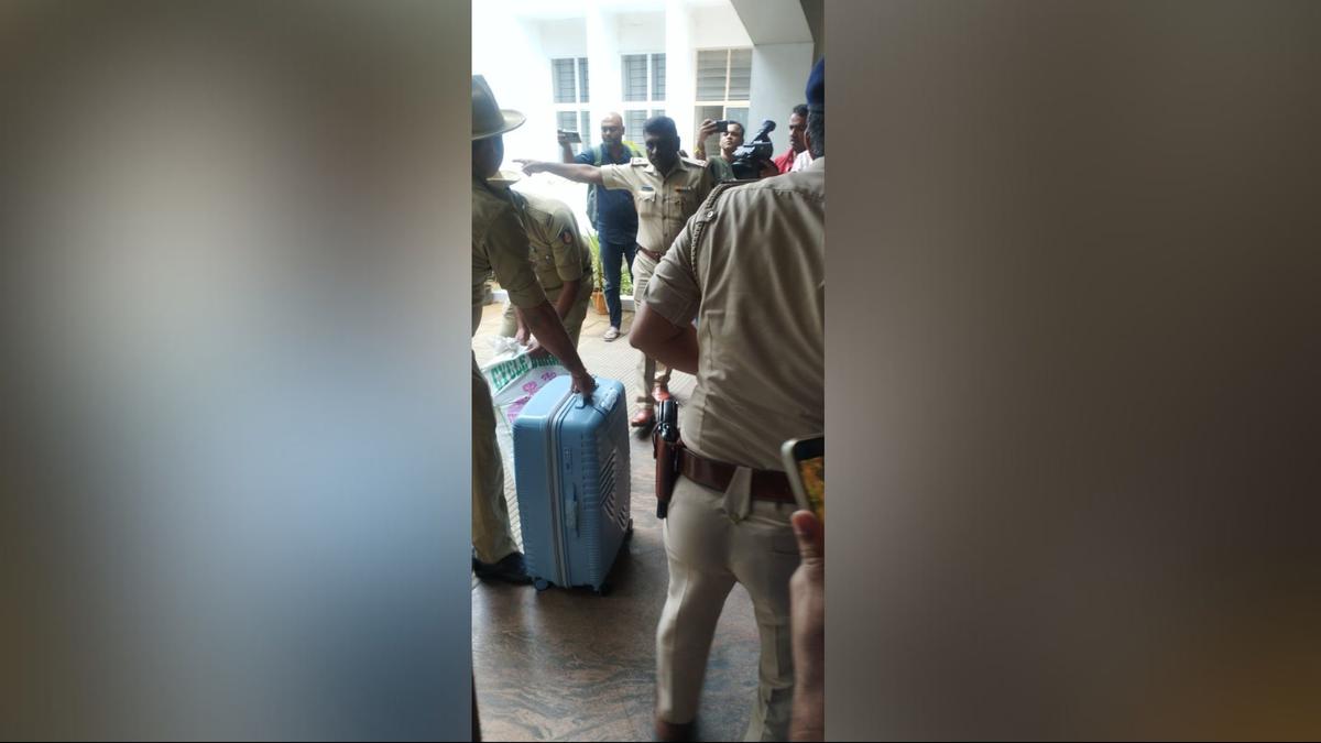 Two days after ATM robbery, police recovers ₹5.7 crore, arrest three