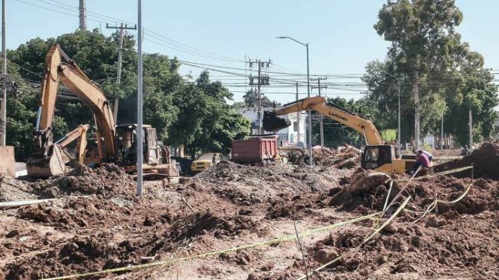 Reparación de socavones en Los Mochis lleva 42% de avance: Alcalde de Ahome