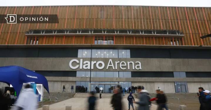 ¿Serán "atorrantes" quienes autorizaron el estadio Claro Arena en Las Condes?