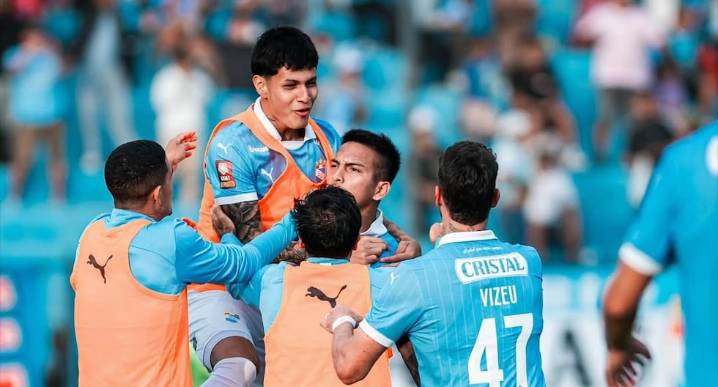 Sporting Cristal venció 2-1 a Cienciano, tras ir abajo en el marcador | VIDEO Con goles de Leandro Sosa y Martín Távara, celestes remontaron el encuentro ante Cienciano, en los descuentos