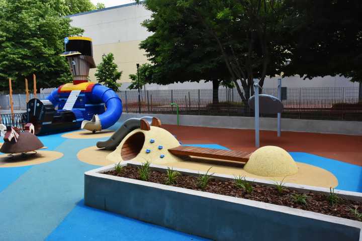 Se renovó la Plazoleta Mercedes San Martín de Balcarce con un nuevo patio de juegos inclusivo