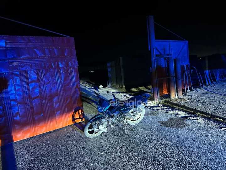 Hombre resulta lesionado tras accidente de moto en el ejido Noé de Gómez Palacio