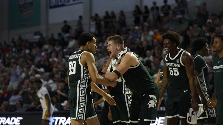 No. 11 Michigan State beats East Carolina 89