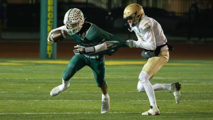 Avon seeks breakthrough in NYS football playoffs