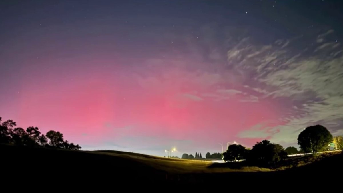 Northern Lights light up the Bay Area night sky