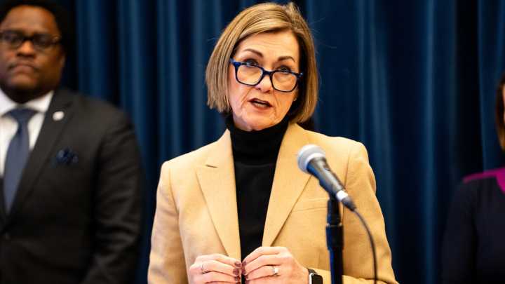 Iowa seeks $1B to build 'hub-and-spoke' model for rural health care