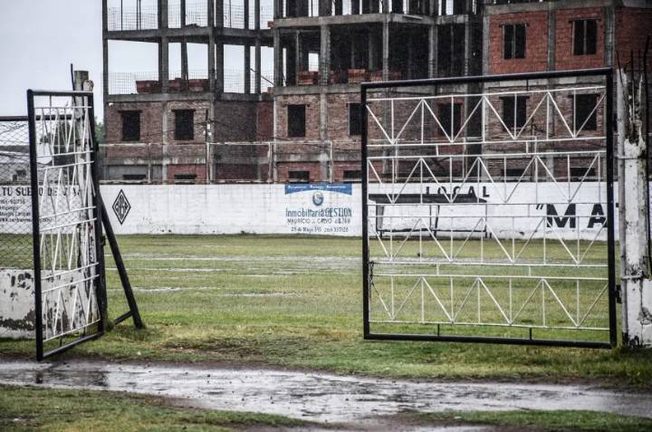 Por las lluvias, suspenden la final del femenino