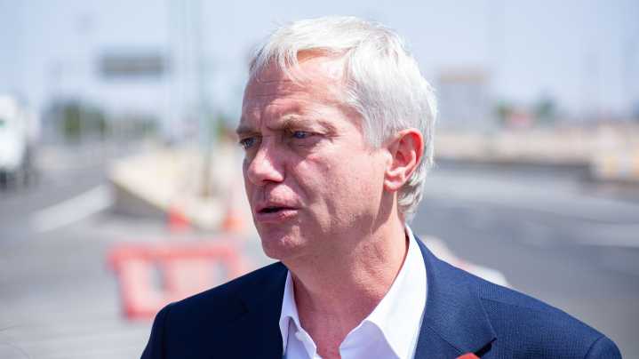 Kast emplaza al Presidente Boric por inmigrantes varados en la frontera entre Chile y Perú: “Debería hacerse cargo de la situación”