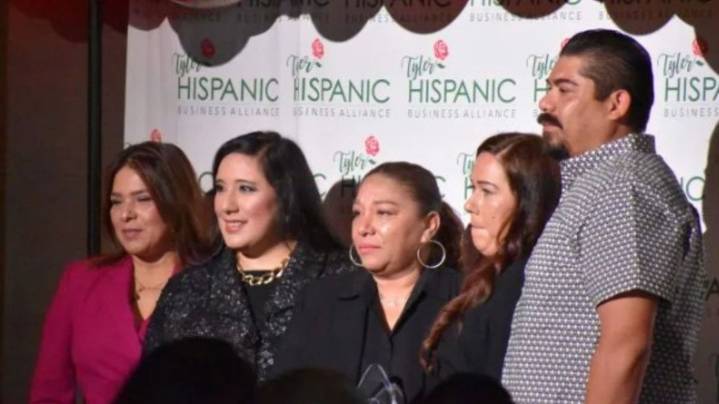 Junior’s Taqueria wins Restaurant of the Year award year after co