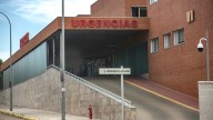 Trasladado al hospital un trabajador herido tras caer de un andamio en Alcázar
