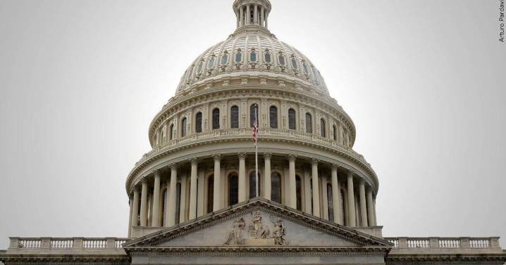 Senate approves bill to end the shutdown, sending it to the House