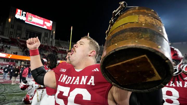 What do an axe, a bucket and a cannon have in common? Meet the rivalry trophies of college football