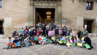 Pasacalles, dinámicas y lecturas: Huesca conmemora el Día de los Derechos del Niño en la calle