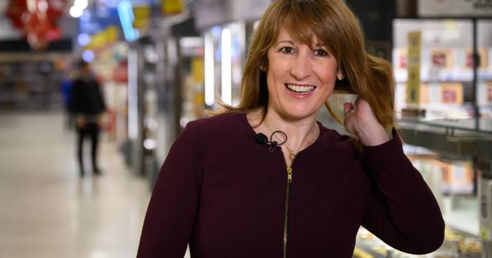 Rachel Reeves says public ‘angry at unfairness’ in economy ahead of Budget