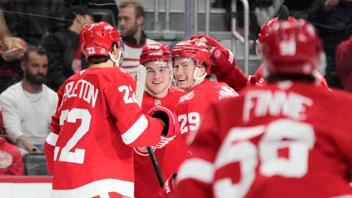 Wings rookie Danielson scores first NHL goal in win over Kraken